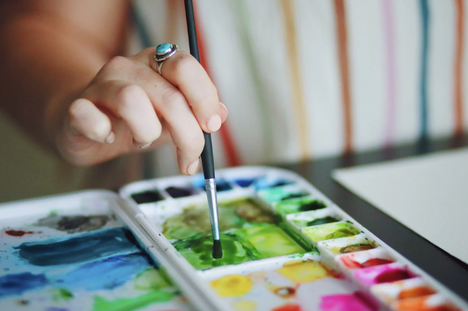 The Art of Simplicity: Easy Things to Paint